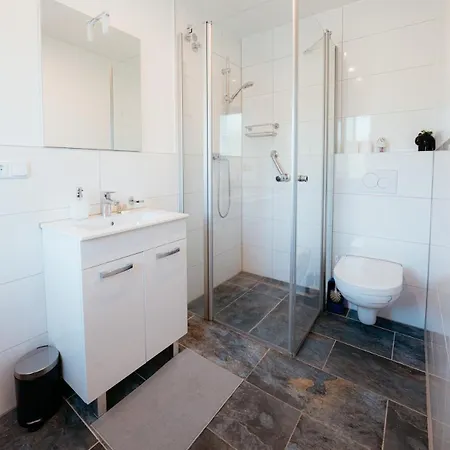 05 - Deichtraum Apartments, - *